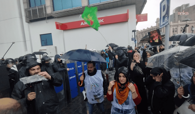 Dem Parti İzmir il örgütü’nün ‘Rojava’ yürüyüşüne izin verilmedi