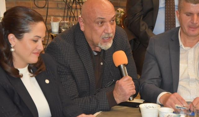 İYİ Partili Op. Dr. Özcan: Dağıtacağınız kolilerde mutlaka üzüm olsun