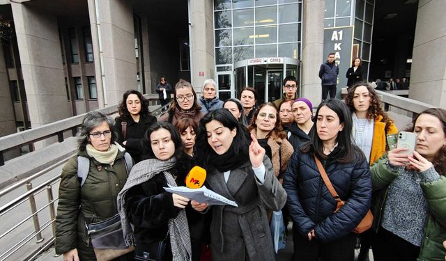 Ankara’daki deprem anmasında polis şiddetine maruz kalan kadınlardan suç duyurusu