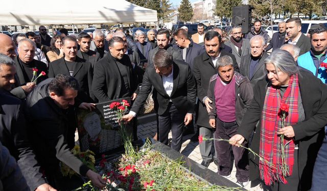 Kahtalı Mıçe vefatının birinci yılında kabri başında anıldı