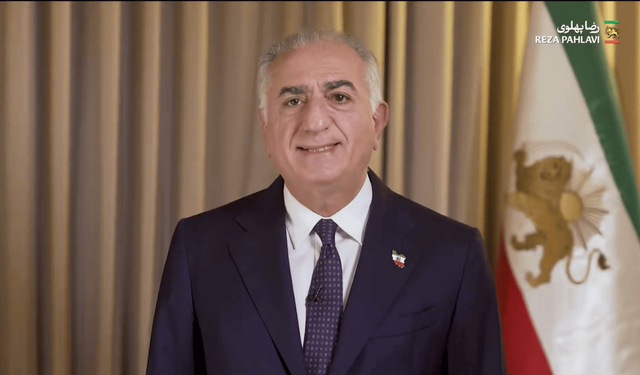 Rıza Pehlevi'den İran halkına çağrı: İslam Cumhuriyeti'ni devireceğiz