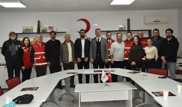 Manisa Kızılay: “Bir başına olanların yanındayız” ile iftar sofraları kuruyor