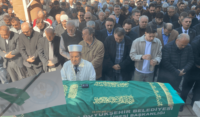 Manisalılar 'Hüseyin Baba'yı sonsuzluğa böyle uğurladı