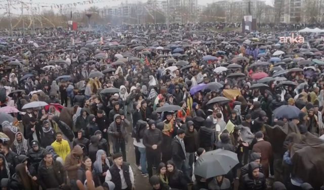 Özgür Özel'den Diyarbakır Newroz’una mesaj: Zalimin kaderi mutlak yenilgidir