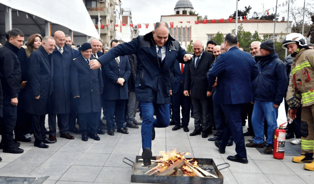 Manisa’daki protokol Nevruz Ateşi sınavından böyle geçti