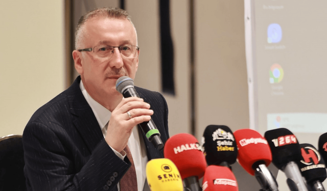 AKP’li Adapazarı Belediye Başkanı Mutlu Işıksu partisinden istifa etti