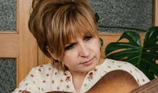 Söz yazarı Ülkü Aker hayatını kaybetti