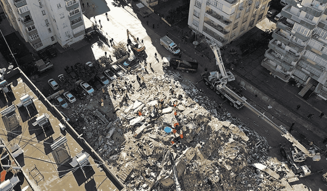 Depremde 96 kişiye mezar olan Hasan Alpargün Apartmanı Davası'nda "olası kast" kararına sahip çıkma çağrısı