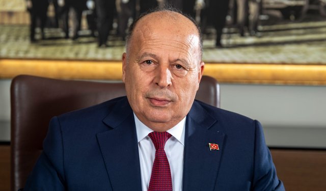 CHP'li Yüreğir Belediye Başkanı Ali Demirçalı görevden uzaklaştırıldı