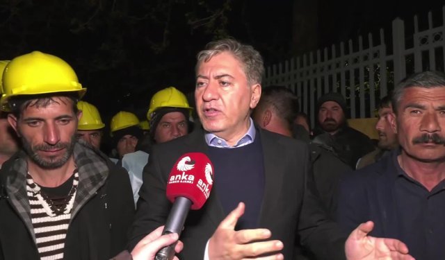 CHP'li Murat Emir'den Doruk Madencilik işçilerine destek