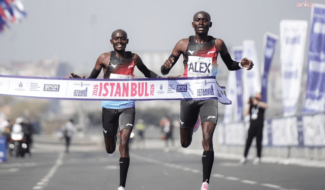İstanbul Yarı Maratonu’nda rekorlar geçidi: 20 bin koşucu Tarihi Yarımada’da buluştu