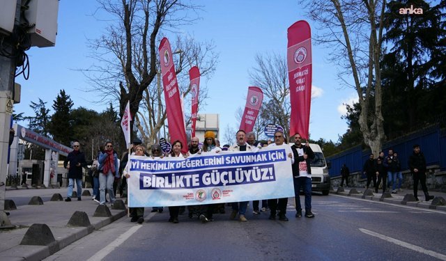 İstanbul Tabip Odası'ndan 1 Mayıs açıklaması: Her gün yayımlanan yeni yönetmeliklerle haklarımız tırpanlanıyor