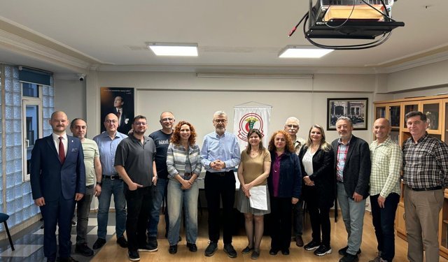 Manisa Tabip Odası'nın kadın başkanı Karabağ’ın yeni yönetiminde görev bölümü