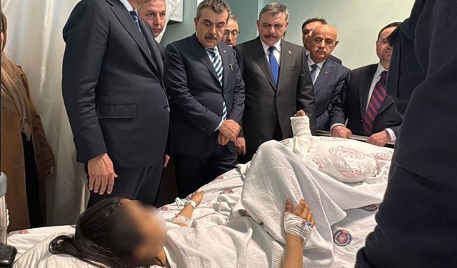 Okul saldırısında yaralanan öğrenci korku dolu anları anlattı