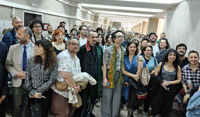 'İnterseks içerik paylaşımı' gerekçesiyle yargılanan 17 Mayıs Derneği Yönetim Kurulu Başkanı Defne Güzel beraat etti