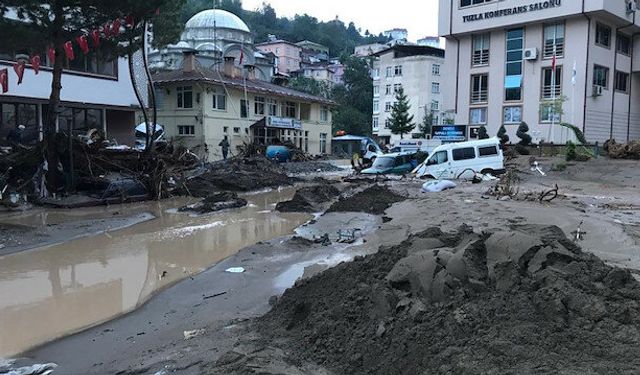 Giresun'daki sel felaketinde hayatını kaybedenlerin sayısı yükseliyor