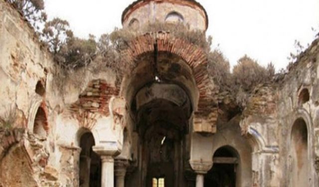 Mardin'de 1700 yıllık kilise satışa çıkarıldı