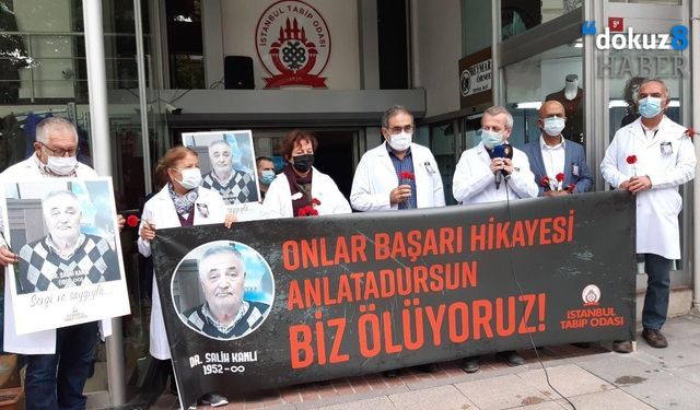 Sağlık çalışanları: "Onlar başarı hikayesi anlatadursun, biz ölüyoruz"