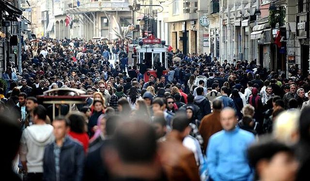 Türkiye'de insanlar doğduğu ilde yaşasaydı, en kalabalık il hangisi olurdu?