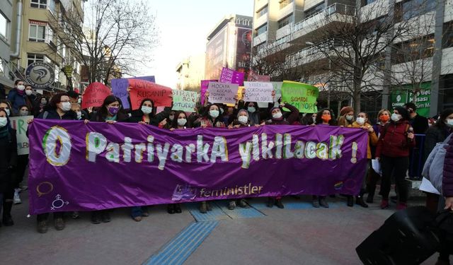 Ankara’da Feminist Gece Yürüyüşü: "O Patriyarka Yıkılacak!"