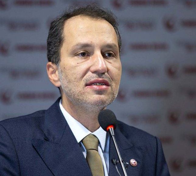 Fatih Erbakan: Türkiye’nin yarısını zekata muhtaç hale getirdiniz