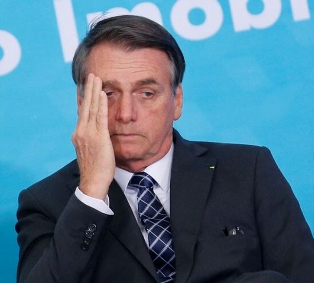 Bolsonaro'nun cezası geçici olarak ev hapsine çevrildi