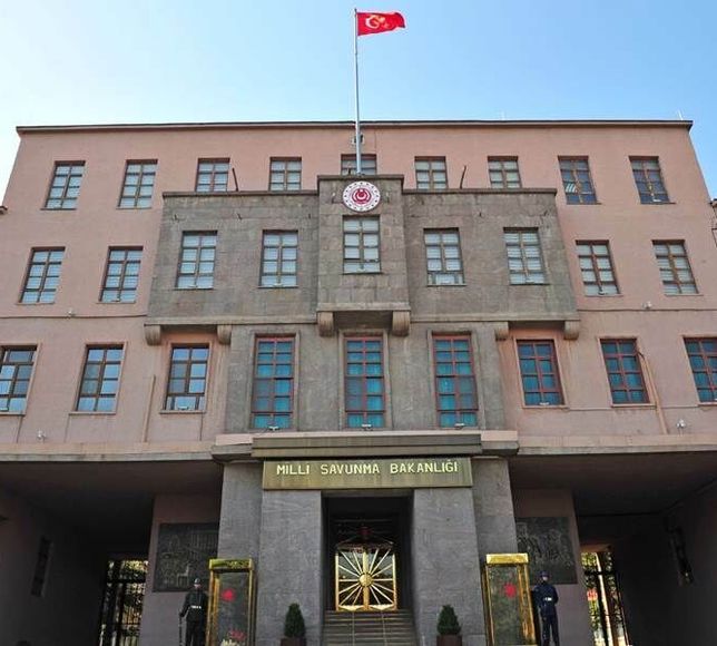 KKTC'nin güvenliği için adaya F-16 uçaklarının konuşlandırılması değerlendiriliyor