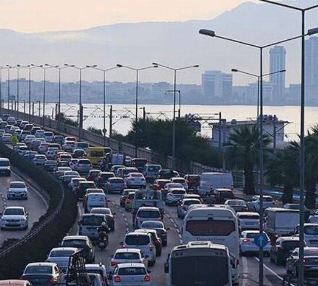Trafikte hız kuralları "yerleşim yeri içi" ve "yerleşim yeri dışı" olarak sınıflandırıldı
