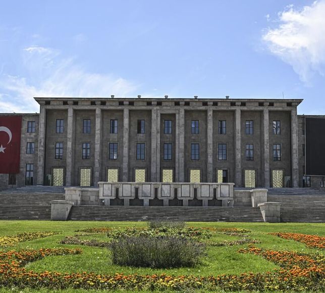 TBMM gündeminde milli parklar ve yeni anayasa raporu var