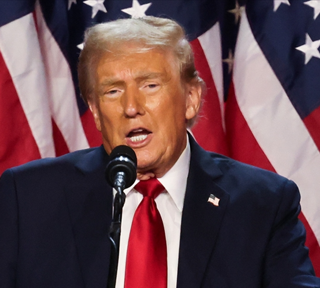 Trump: İranlı göstericilere, Kürt milisler üzerinden silah gönderdik ve sanırım silahları kendilerinde tuttular