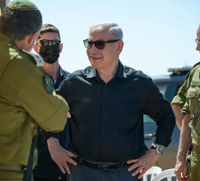 Netanyahu: İsrail jetleri çok yakında Tahran semalarında uçacak