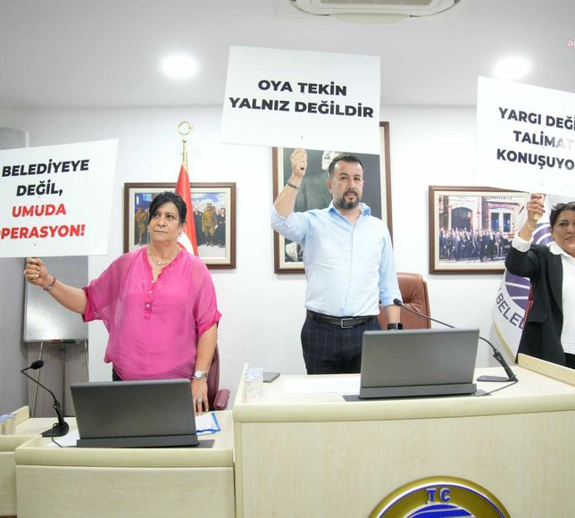 Seyhan Belediyesi CHP'li Meclis üyeleri: Oya Tekin Susmaz, Seyhan boyun eğmez