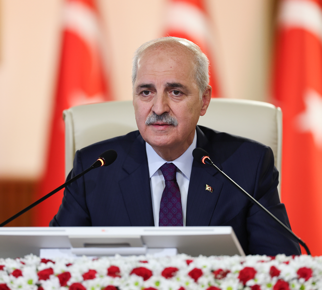 Kurtulmuş: Cebri yöntemlerle bakanın yemin etmesini önlemeye kalkmak demokrasinin içerisinde yoktur