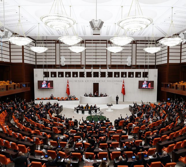 Suriye'deki Alevi katliamı araştırılsın önergesi AKP-MHP oylarıyla reddedildi