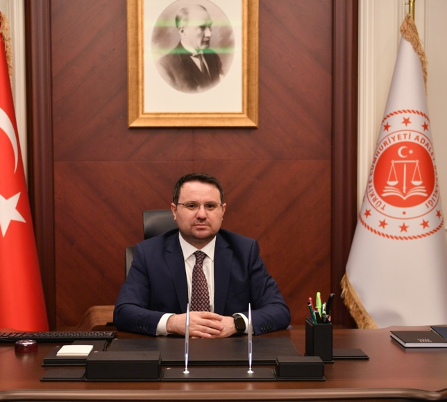 Akın Gürlek'ten Özgür Özel'e yanıt: Bu iddialar, devlet ciddiyetine ve milli güvenliğimize yapılmış açık bir saldırıdır