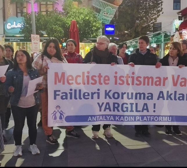 Antalya Kadın Platformu’ndan Meclis’teki istismar skandalına tepki: Failleri tanıyoruz, çocuklar için adalet istiyoruz!