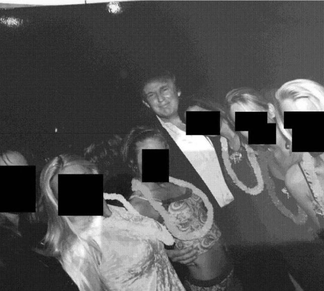 ABD'de, Epstein'in albümünden Başkan Trump'ın da yer aldığı 19 yeni fotoğraf paylaşıldı