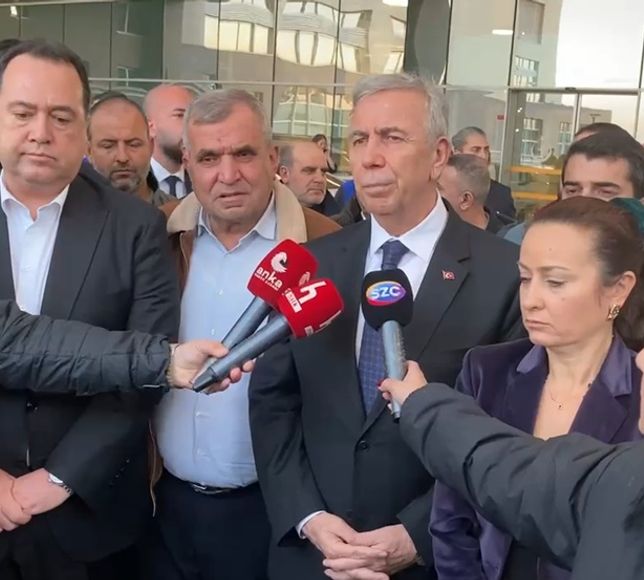 Gülşah Durbay'a Mansur Yavaş’tan geçmiş olsun ziyareti