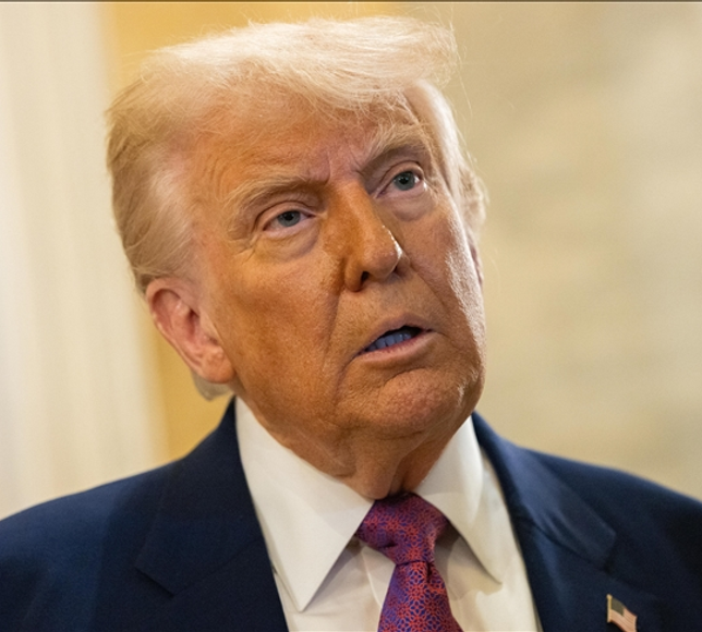 Trump'ın konutuna izinsiz girmeye çalışan kişi vurularak öldürüldü