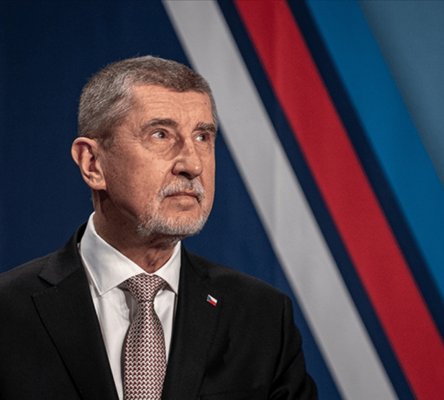 Çekya Başbakanı Babis, 15 yaş altı sosyal medya yasağını destekliyor