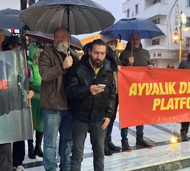 Ayvalık Demokrasi Platformu: Bu yıkımı unutmayacağız, bu suçu affetmeyeceğiz