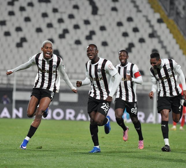 Manisa FK rakibi Bolu karşısında dört köşe: 4-1