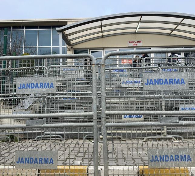 İstanbul 40. Ağır Ceza Mahkemesi, “İBB Davası”nda duruşma salonuna alınacak kişilerin sıralamasını belirledi