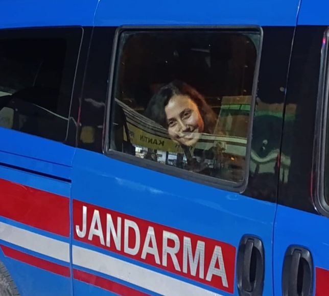 Akbelen'deki kamulaştırma çalışmalarını protesto nedeniyle gözaltına alınan İkizköylü Esra Işık tutuklandı