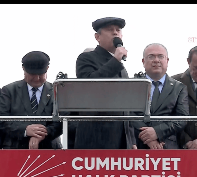 Özel’den Kuşadası’nda Erdoğan’a meydan okuma: Adayın Özlem’i çıkar karşımıza, kararı Aydın versin