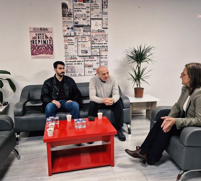 TİP'ten BirGün gazetesine dayanışma ziyareti: Gazetecilik suç değildir
