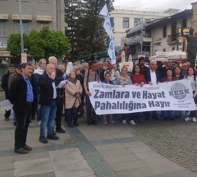 Antalya’da elektrik ve doğalgaz zamlarına tepki: Zamlar geri çekilsin