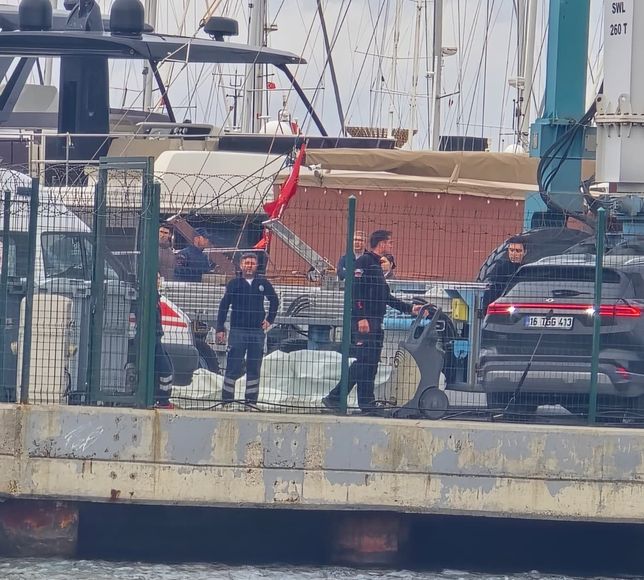 Bodrum açıklarında göçmenleri taşıyan bot battı: 11 ölü