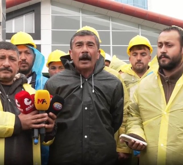 Doruk Madencilik işçileri Yıldızlar SSS Holding önünde: Bir an önce bu meseleyi çözsünler, işçilerin haklarını versinler