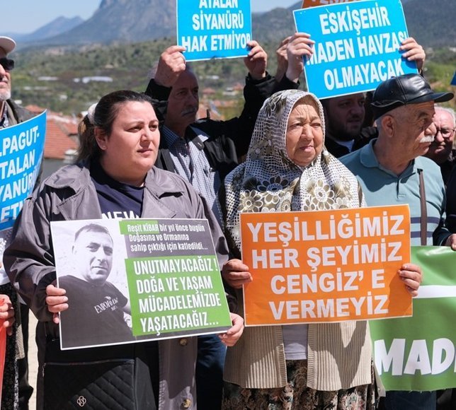 Eskişehir’de altın madeni için bilirkişi keşfi yapıldı: Bir canımız var, onu da zehirleyerek alacaklar